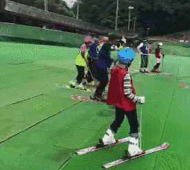 学生上课gif