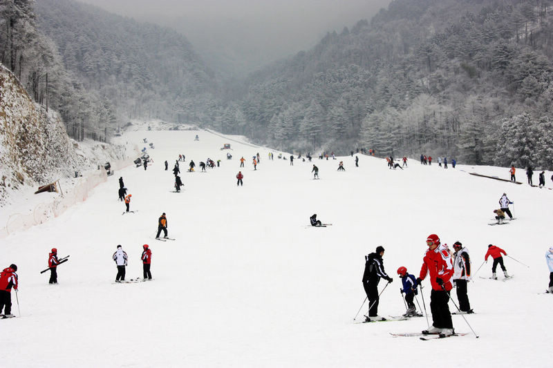 临安大明山滑雪场